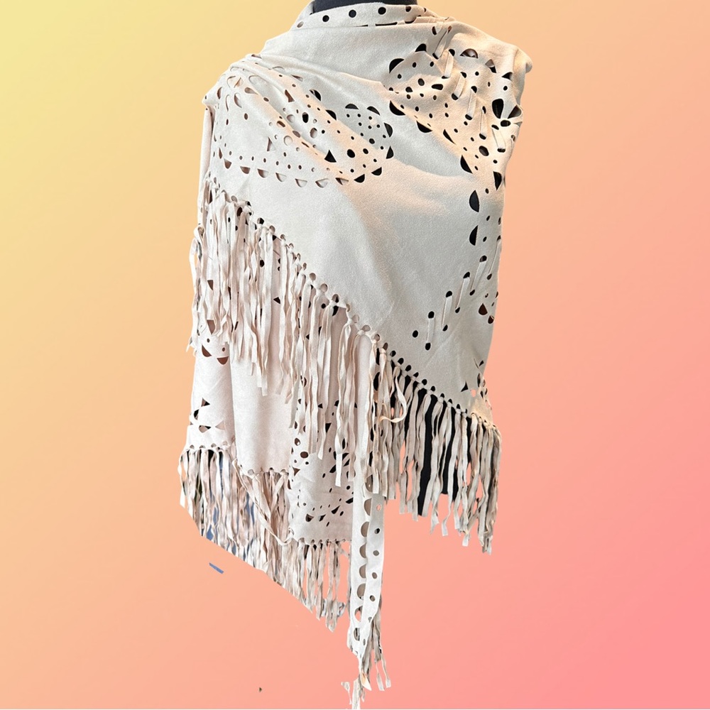 Faux Suede Shamy triangular Wrap
